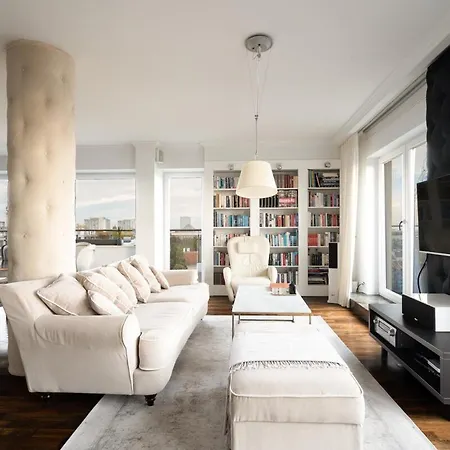 Before Making Request, Read My Profile Host At The Bottom Of Page # Large City Centre Apartment * 华沙