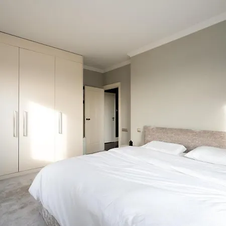 公寓 Before Making Request, Read My Profile Host At The Bottom Of Page # Large City Centre Apartment *